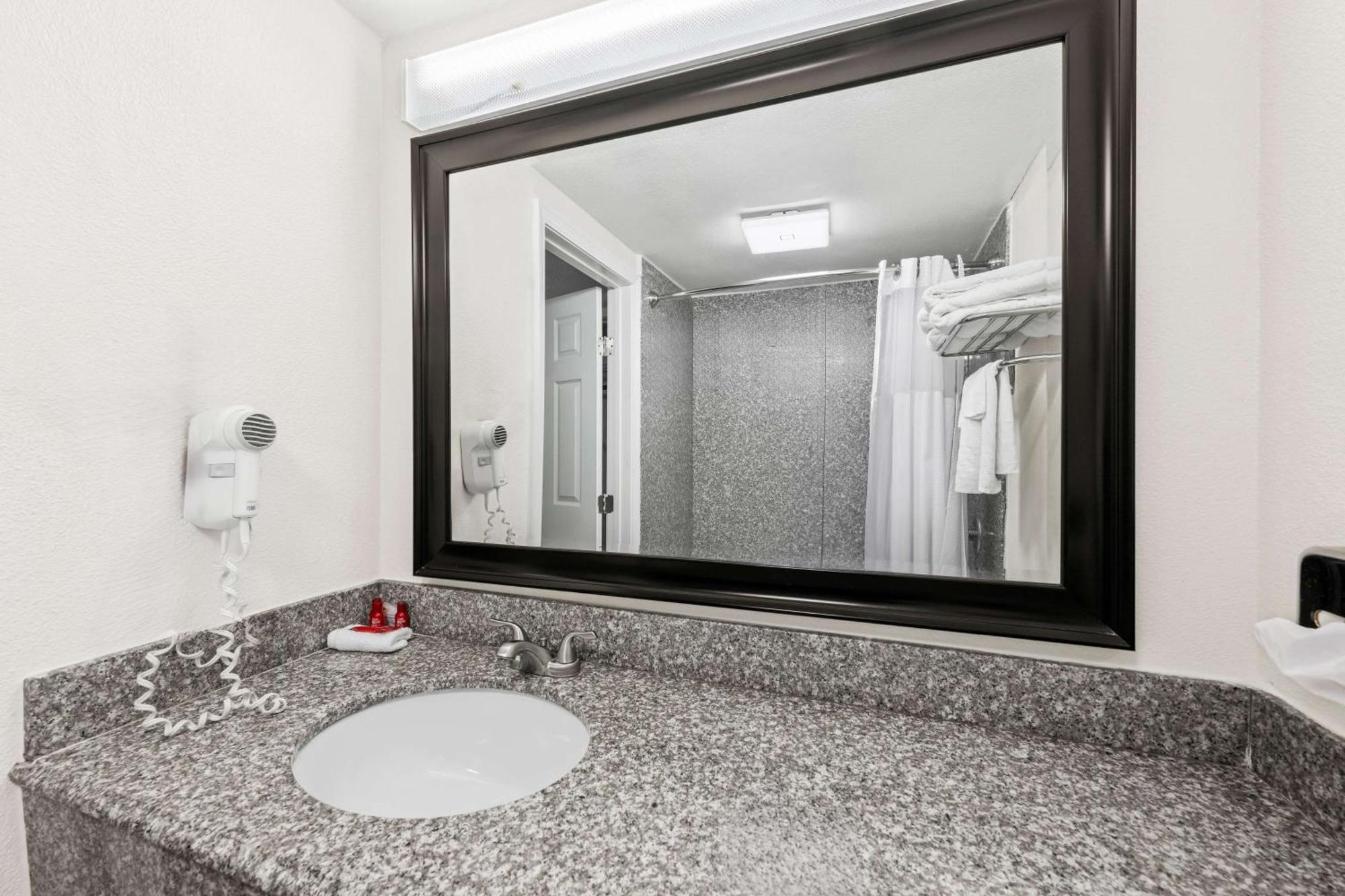 Surestay Plus Hotel By Best Western Lubbock Medical Center Exteriér fotografie