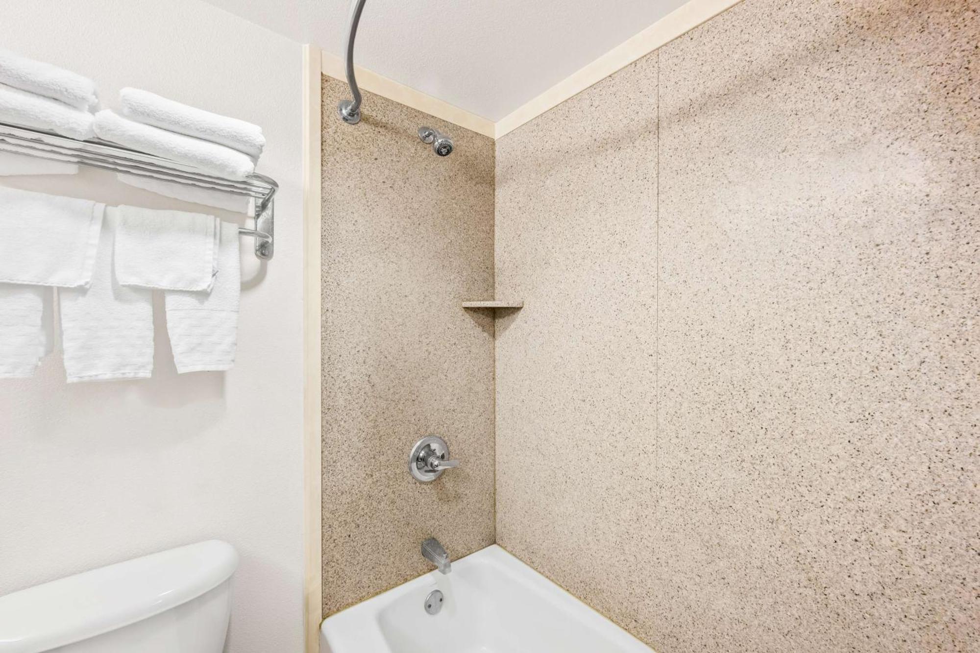 Surestay Plus Hotel By Best Western Lubbock Medical Center Exteriér fotografie
