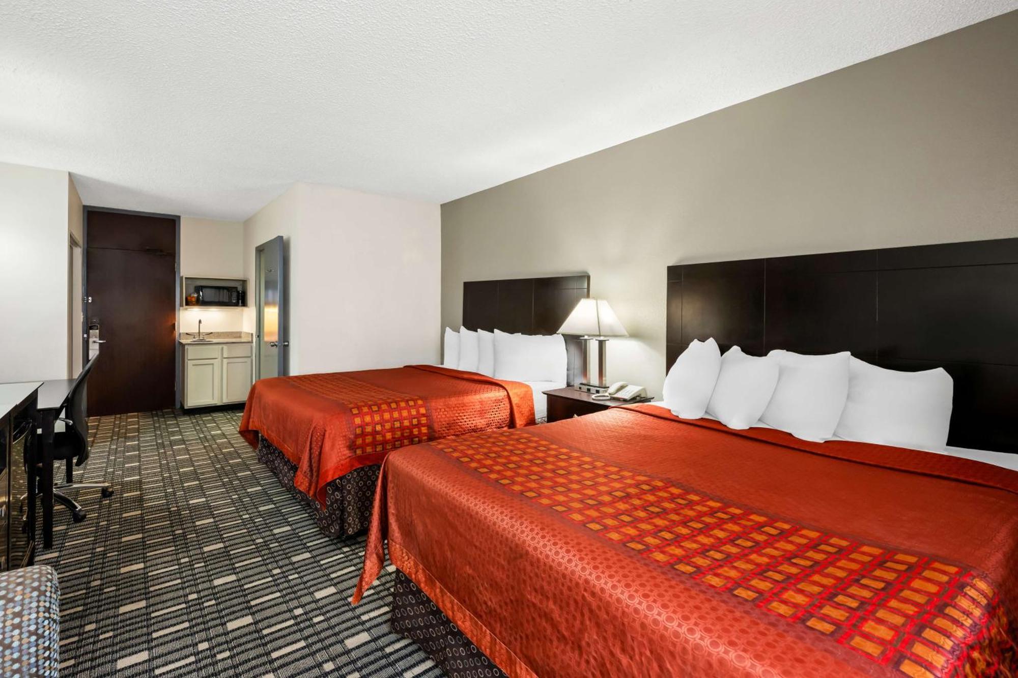 Surestay Plus Hotel By Best Western Lubbock Medical Center Exteriér fotografie